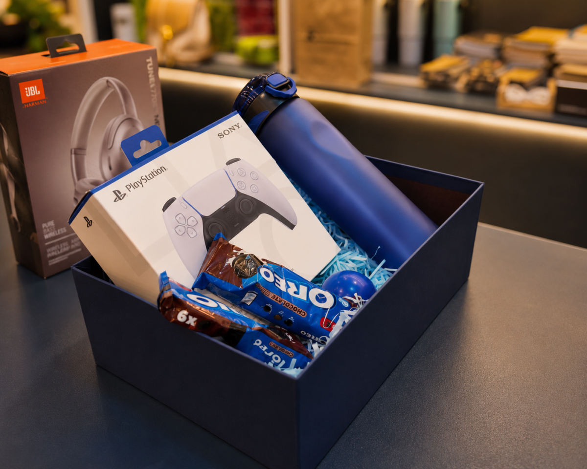 Boys hamper